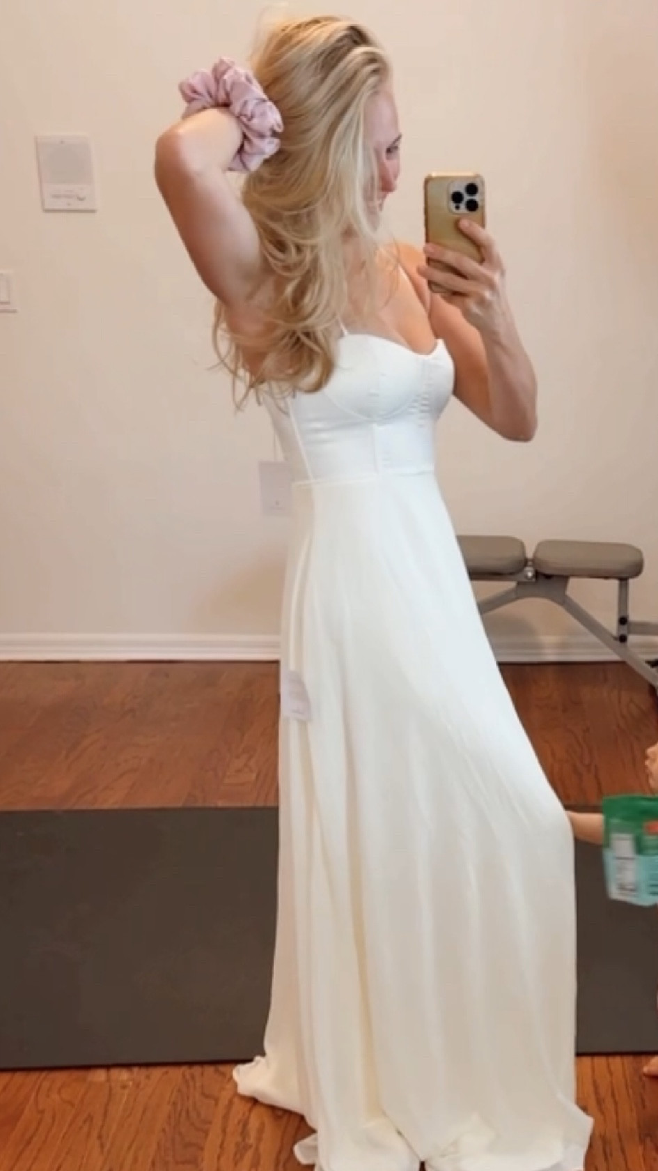 White is sold out but this gorgeous bustier dress is available in blush. This would be the perfect wedding guest dress (in blush). And if it ever comes back in stock in white- it’s perfect for all things wedding and baby 

#LTKfindsunder100 #LTKwedding #LTKsalealert