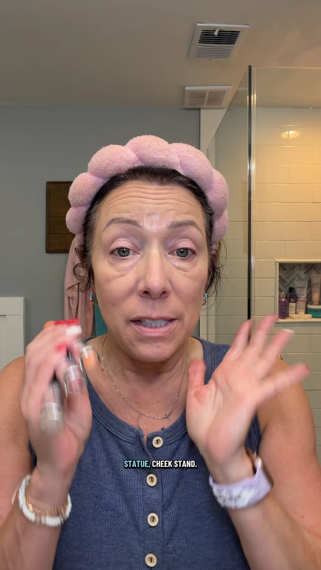 If your blush disappears halfway through the day… this actually STAYS on. #sacheu
#cheekstay
#creamblush
#longlastingmakeup
#over50beauty