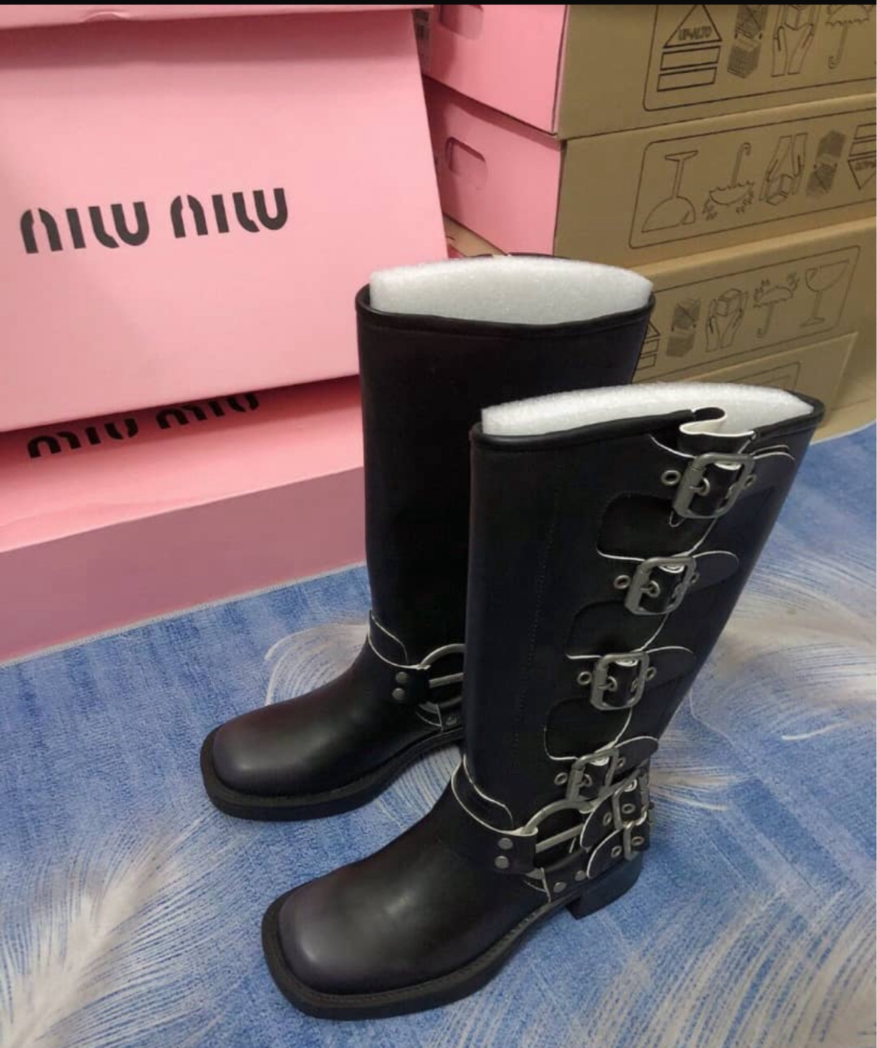 Option 1#

#LTKShoeCrush