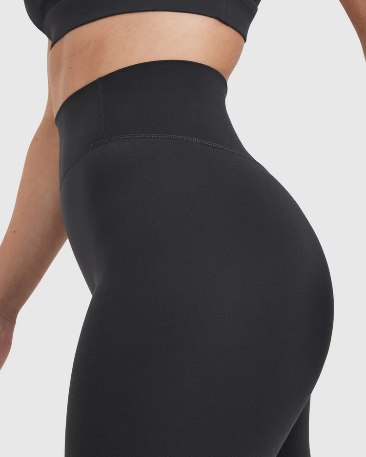 Timeless High Waisted Leggings 
 Coal | Oner Active (UK / US)