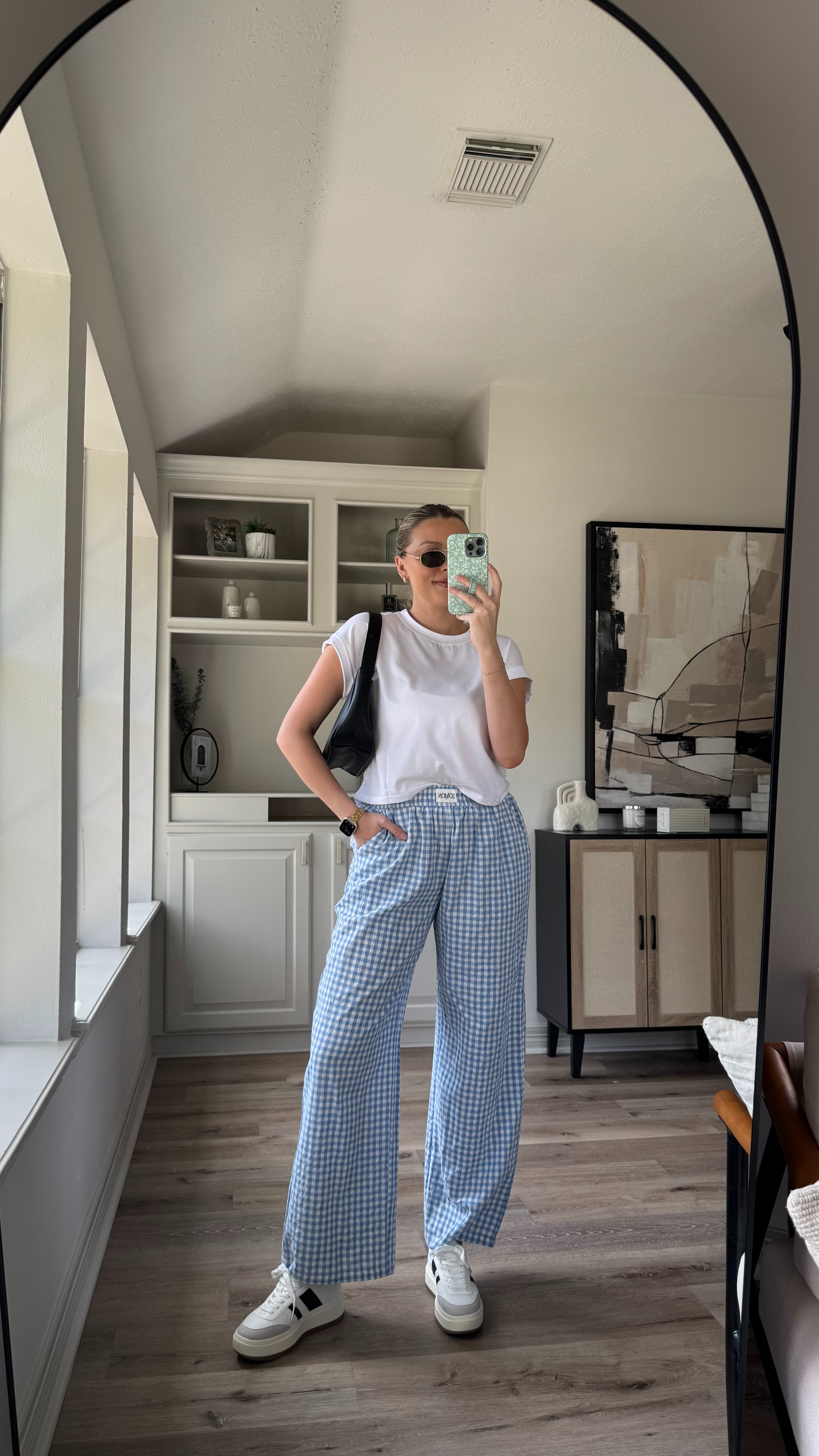 Casual summer outfit | wearing size M in my tee and boxer pants!