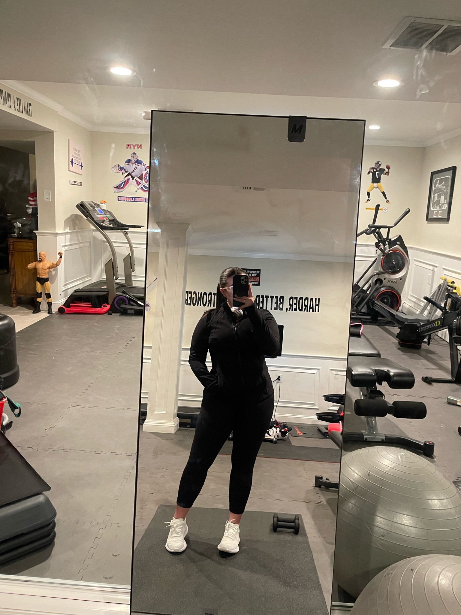 Gym fit 🖤

#LTKFitness #LTKStyleTip #LTKActive