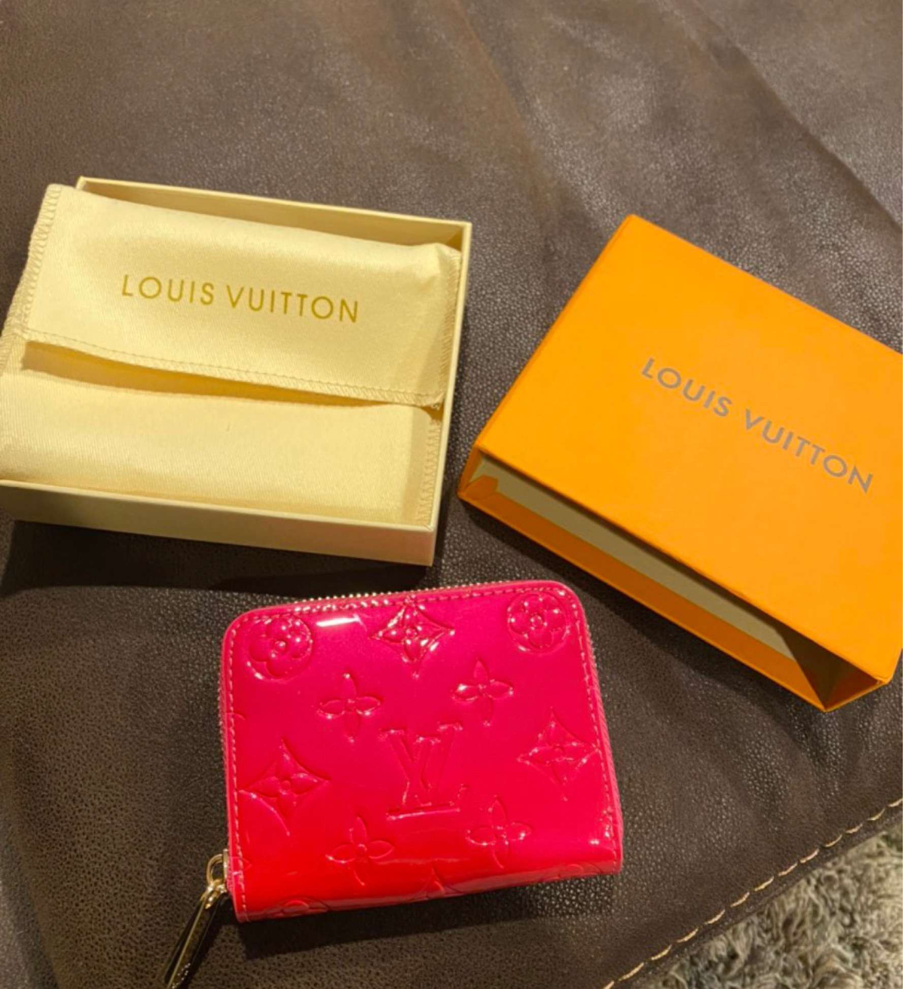 Cute little wallet! Under $30, great gift idea for her


#LTKHoliday #LTKitbag #LTKunder50