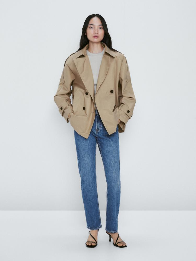 Short buttoned trench coat | Massimo Dutti US