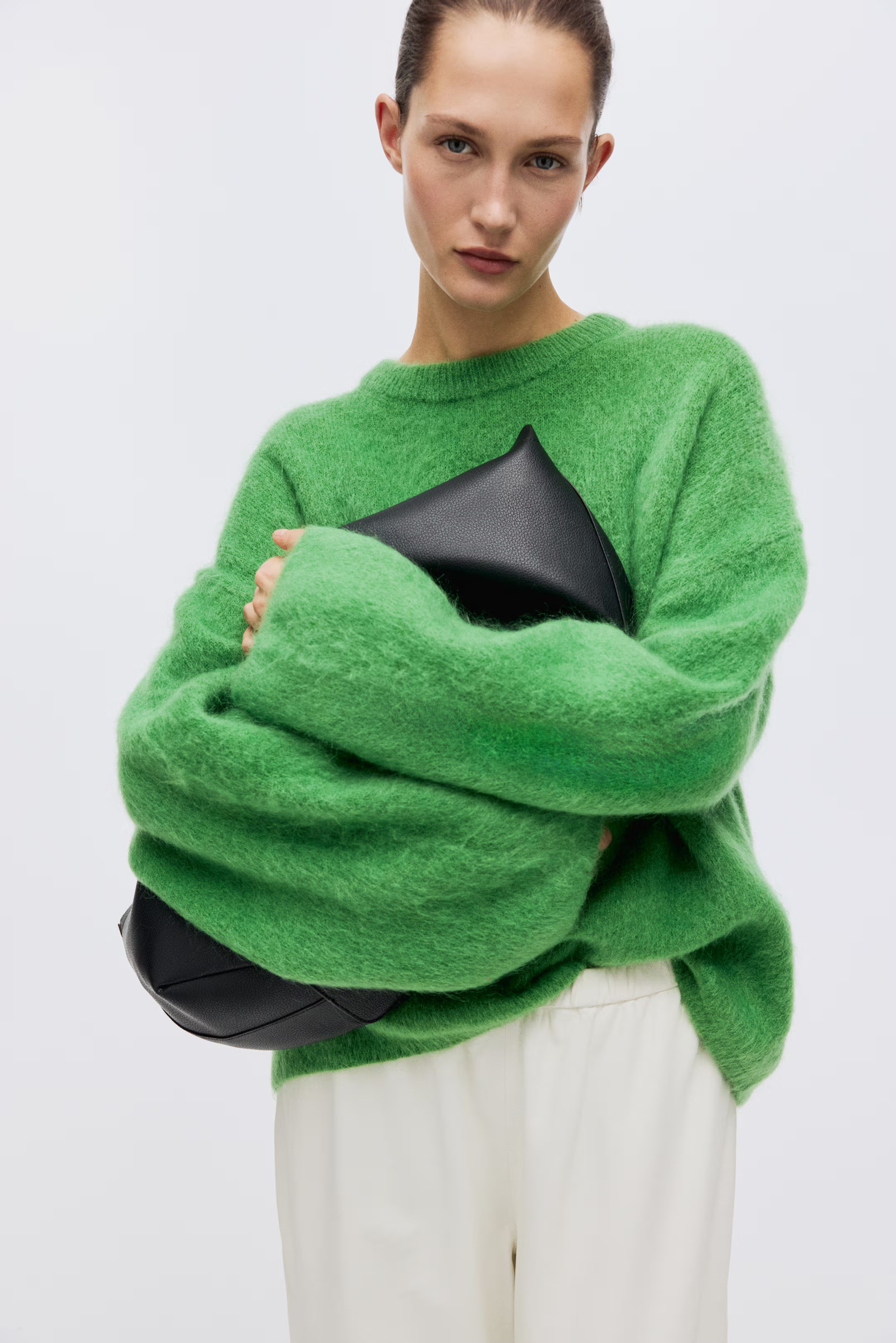 Oversize-Pullover aus Mohairmix | H&M (DE, AT, CH, NL, FI)