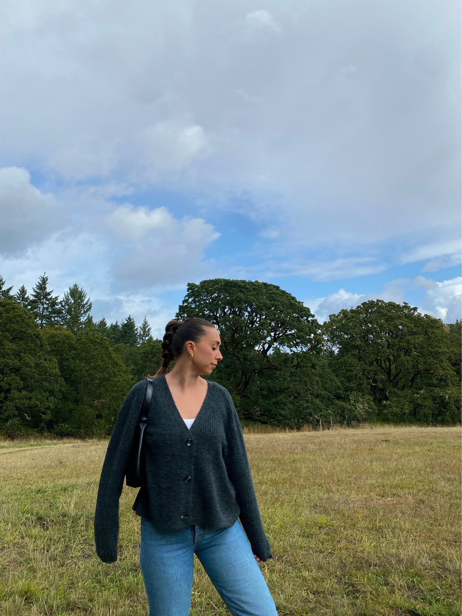 sweater weather, fall fashion, minimal style, casual look, casual style, outfit inspo, casual outfit, everyday style, cardigan outfit, capsule wardrobe, sweater season, fall style 

#LTKstyletip #LTKSeasonal