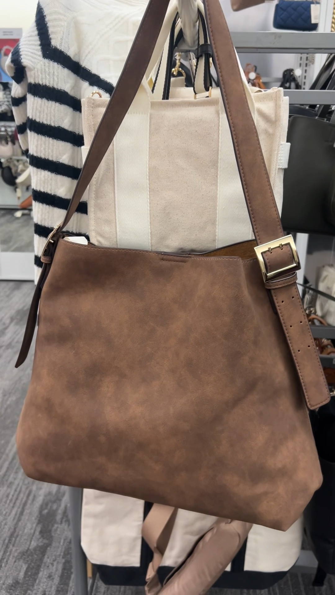The perfect winter bag does exist 🎯

#LTKGiftGuide #LTKOver40 #LTKSeasonal