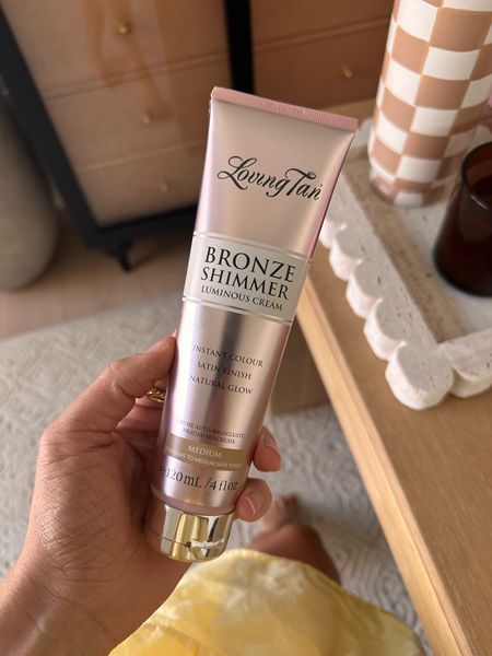 This stuff is magic!! Wow!!! Makes my skin so dark and glowy with no mess!!
Under $40 and great for quick bronze legs and arms 



#LTKStyleTip #LTKBeauty #LTKTravel