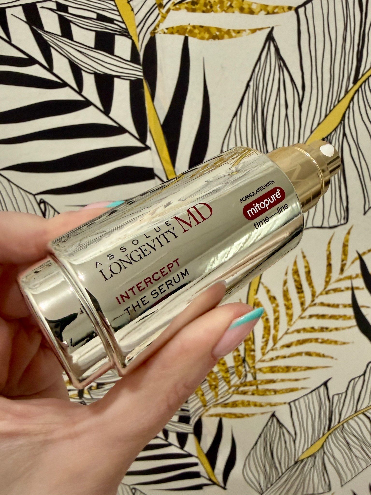 New Lancôme Absolue Longevity MD Intercept Mid-Age Face Serum currently 15% off - this rarely goes on sale! 

#LTKselfcare #LTKSaleAlert #LTKBeauty