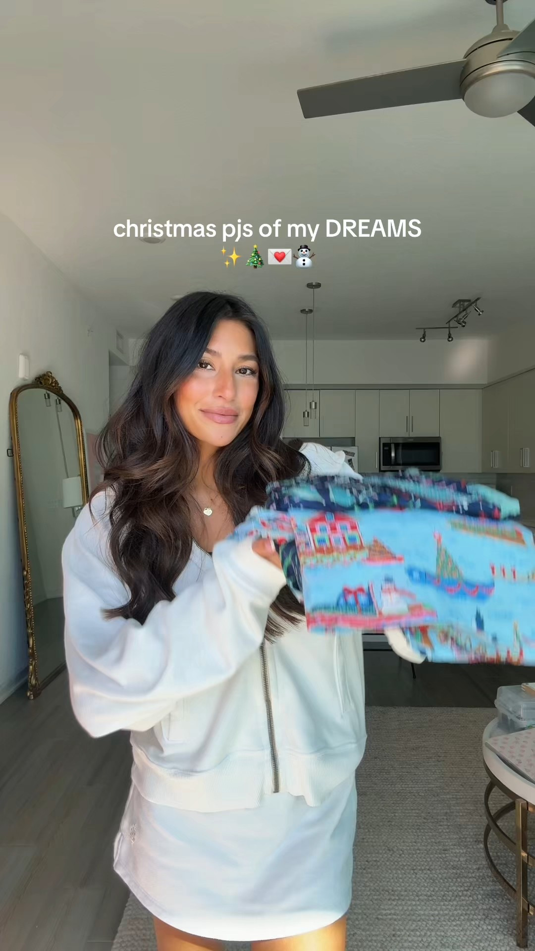 so obsessed with these coastal Christmas pjs from print fresh!! i’m wearing a size small🎄

#LTKHoliday #LTKSeasonal #LTKmorningroutine