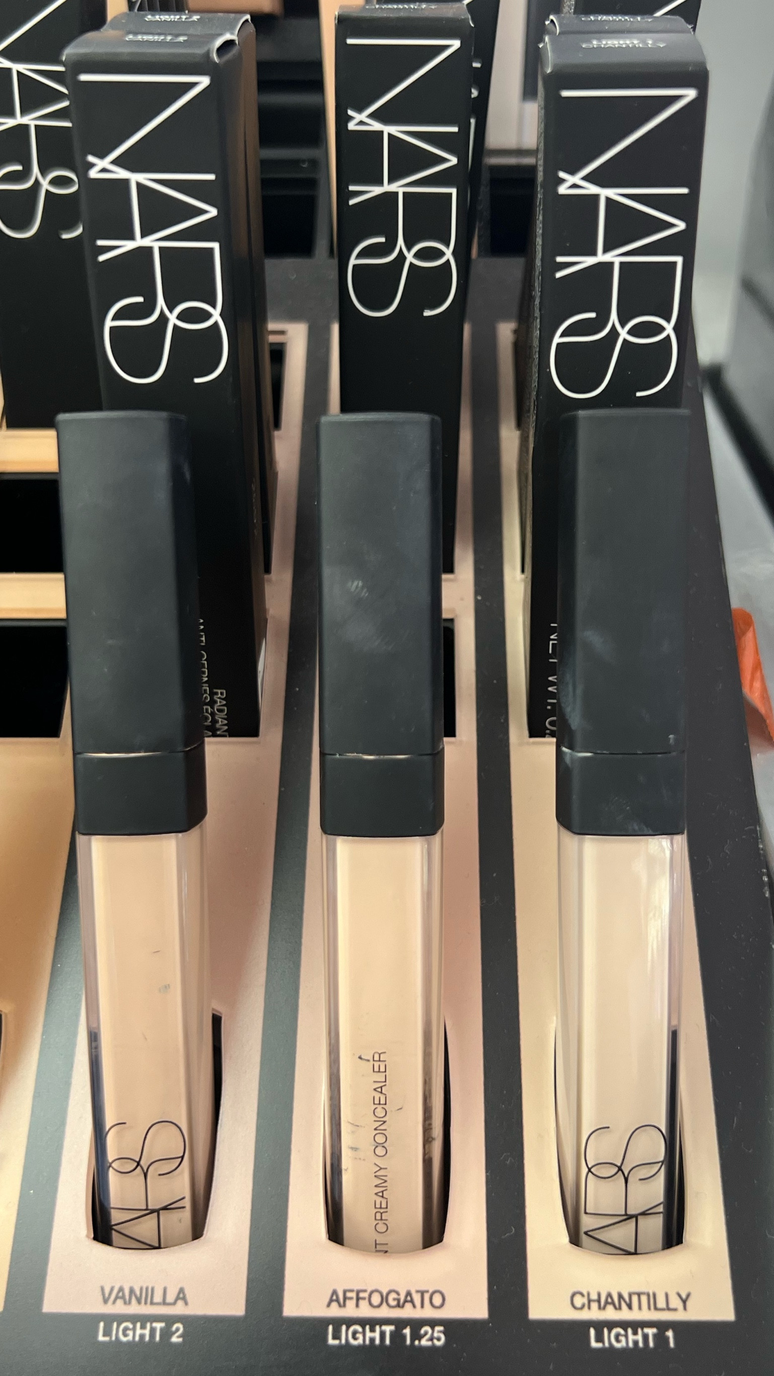 Went to Ulta to pick up some more concealer in a lighter shade and saw they are having a sale! $10 off $50 or $20 off $100.  I normally wear Nougatine but going with Chantilly for a brighter look under the eyes.




makeup | concealer | nars | ulta | sale | under eye makeup | everyday makeup

#LTKBeauty #LTKSaleAlert
