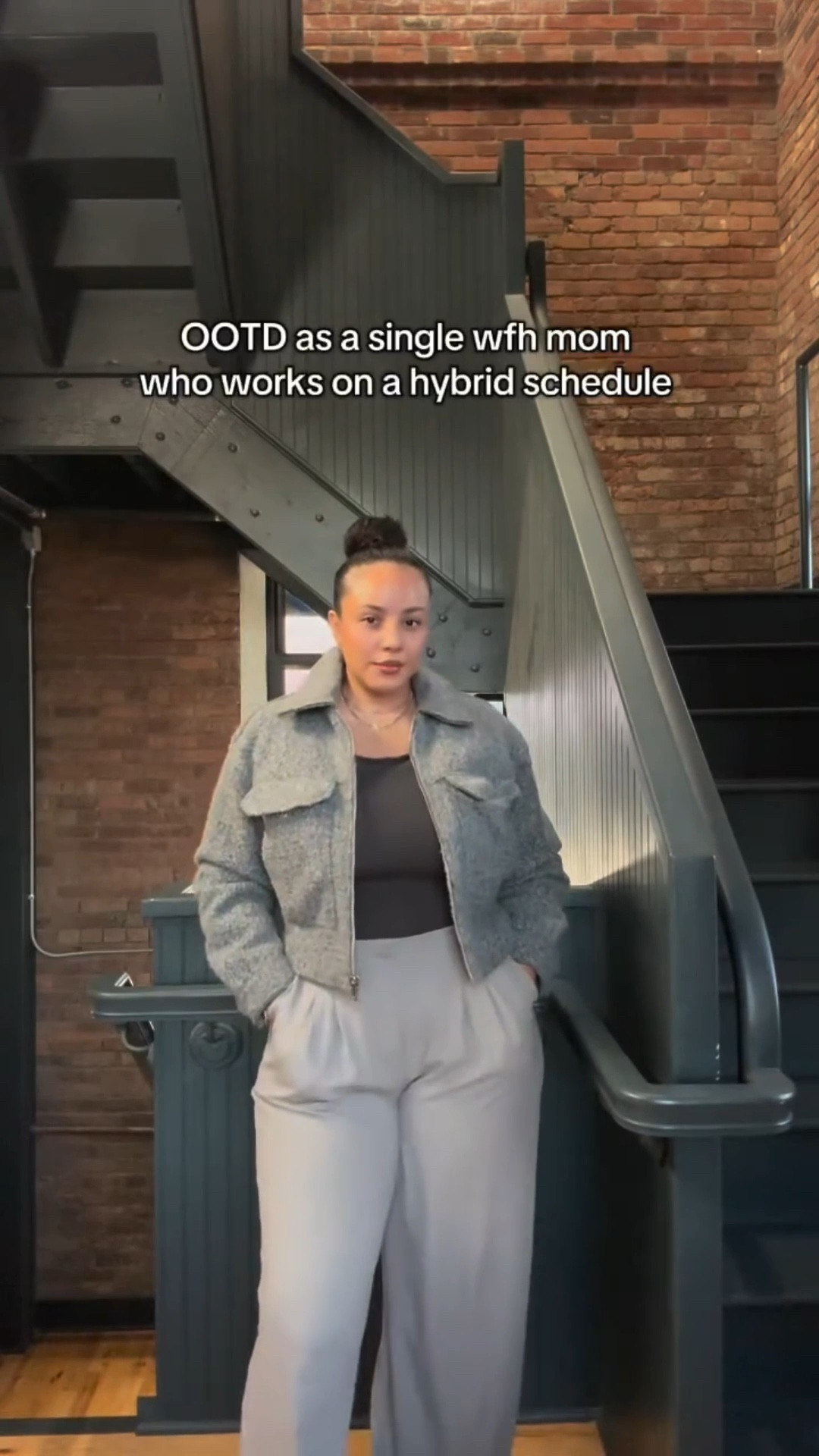 Happy Friday! 🚀
.
Jacket: @zara
Top: TikTok Shop
Pants: @halara_official
Sneakers: @nike