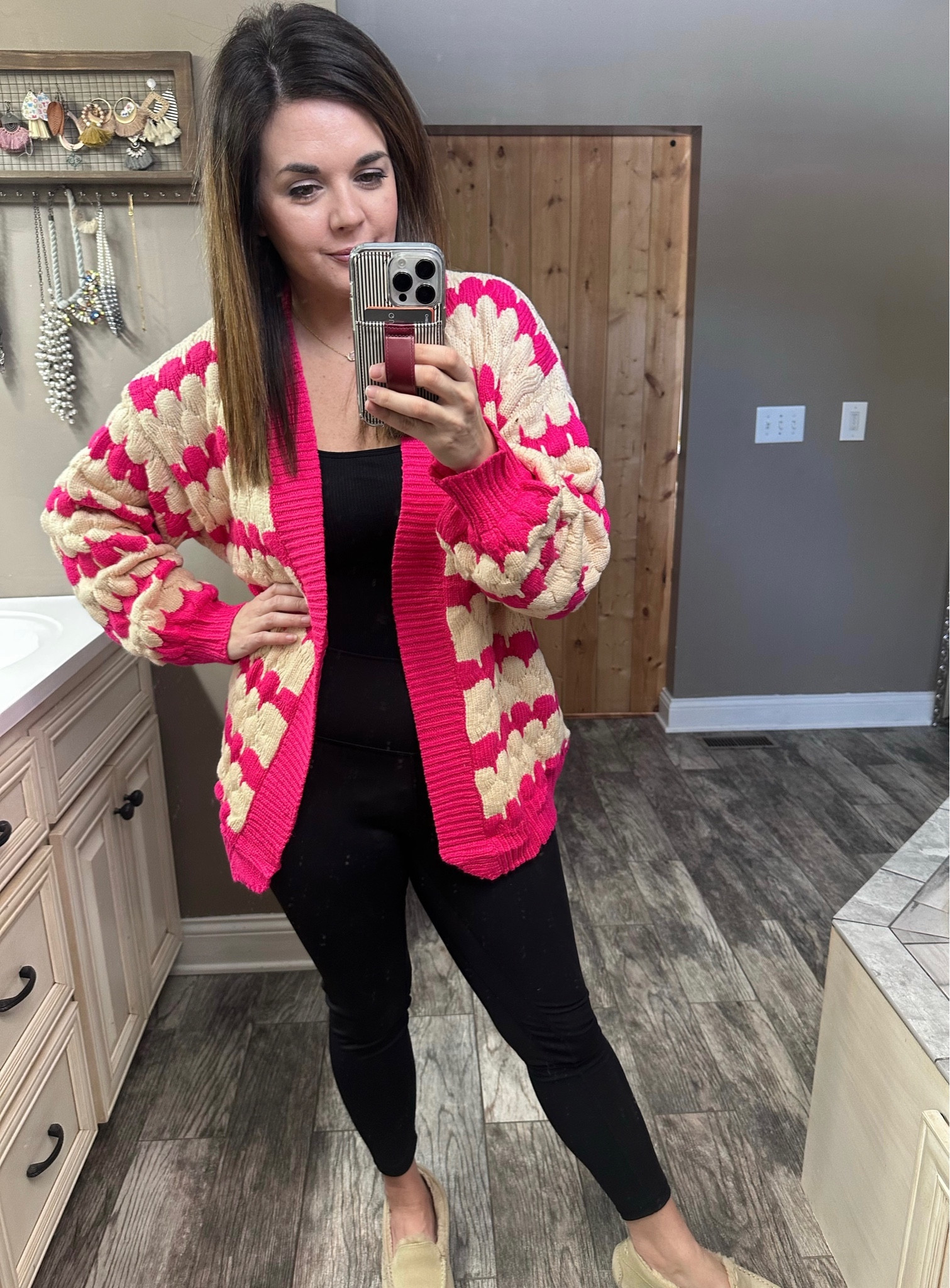 Love this look and the cardigan! 

#LTKsalealert #LTKstyletip #LTKMostLoved