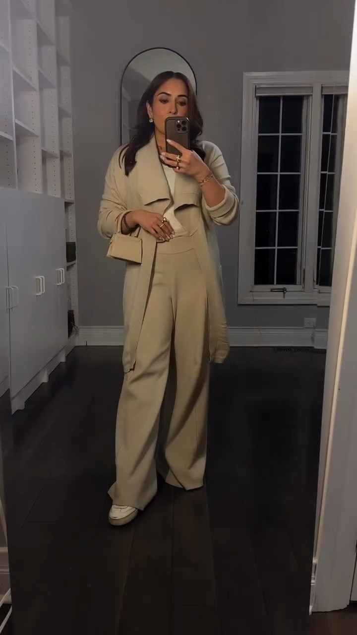 Another transition?? Who AM i??!! 

Posting a link for this outfit on my LTK 🤍