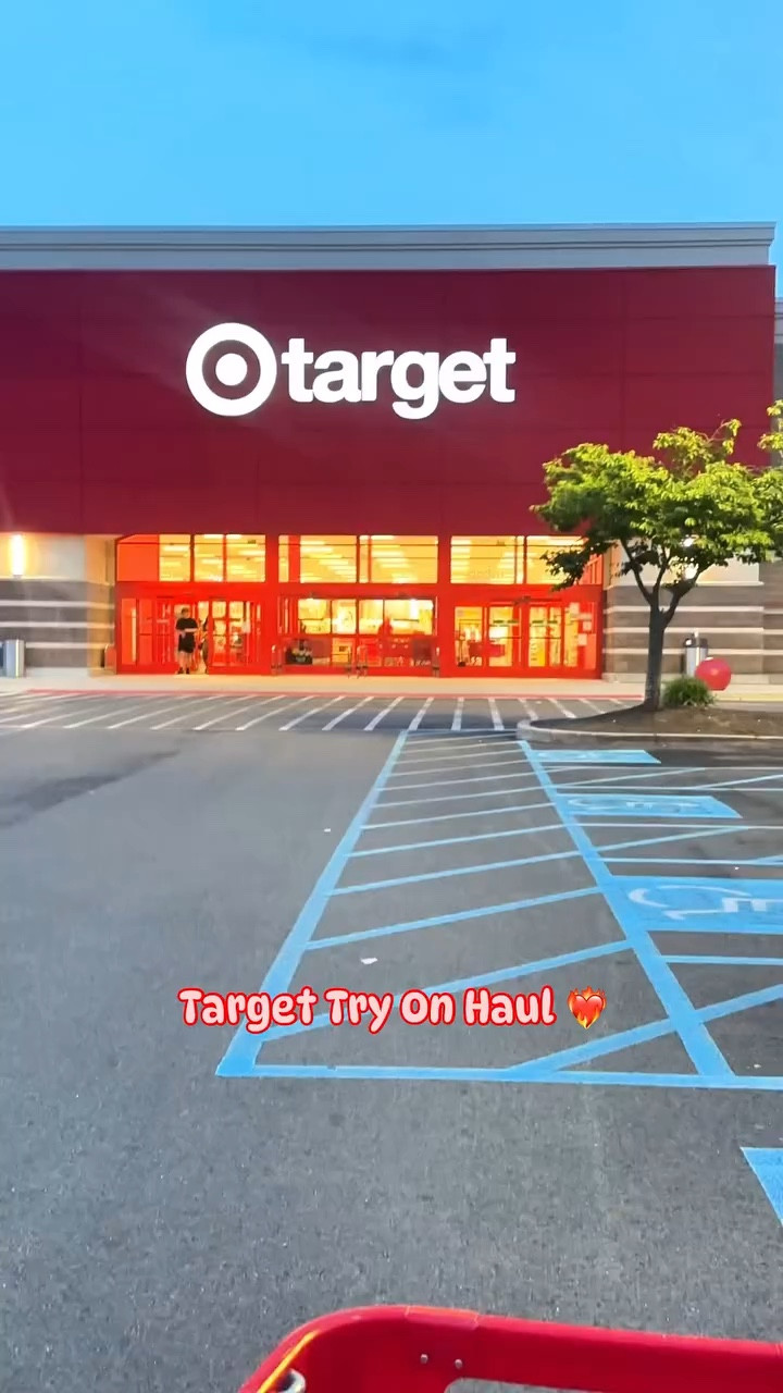 @target try-on haul! Found some amazing pieces that I couldn’t  wait to share with you all. 

Which one is your favorite? 🛍️✨

 #TargetStyle #TryOnHaul #FashionFinds #targethaul #ugccreator #midsizestyle

#LTKMidsize #LTKWorkwear #LTKPlusSize