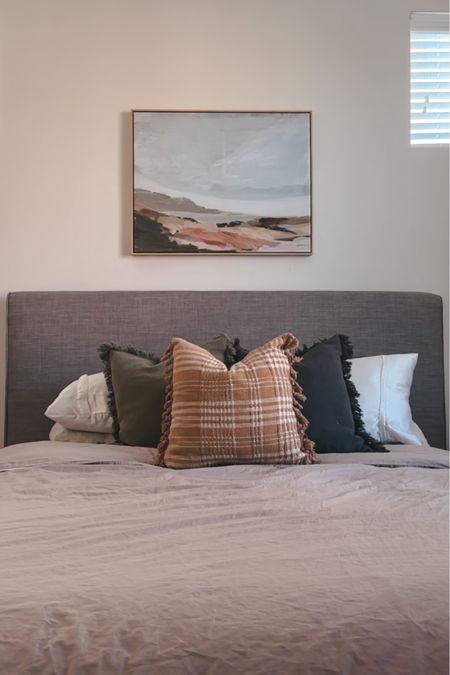 Bed decoro Inspo #graybed

#LTKhome