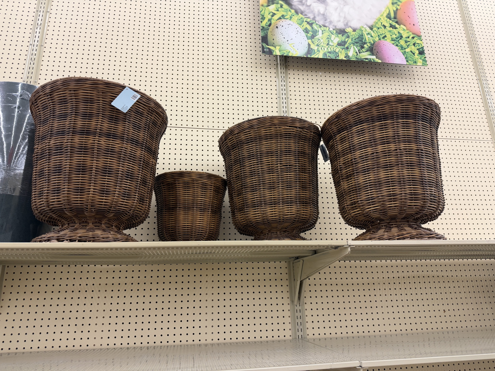 Picture of wicker planters from Hobby Lobby but there’s so many I found below at Walmart too! 
#wickerplanters #hobbylobby #outdoorr

#LTKdayinmylife #LTKHome #LTKSeasonal