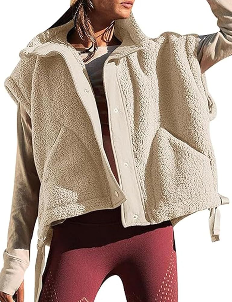 Watashi Women's Oversized Fleece Vest Trendy Sleeveless Sherpa Jacket Warm Fuzzy Outerwear with Pock | Amazon (US)