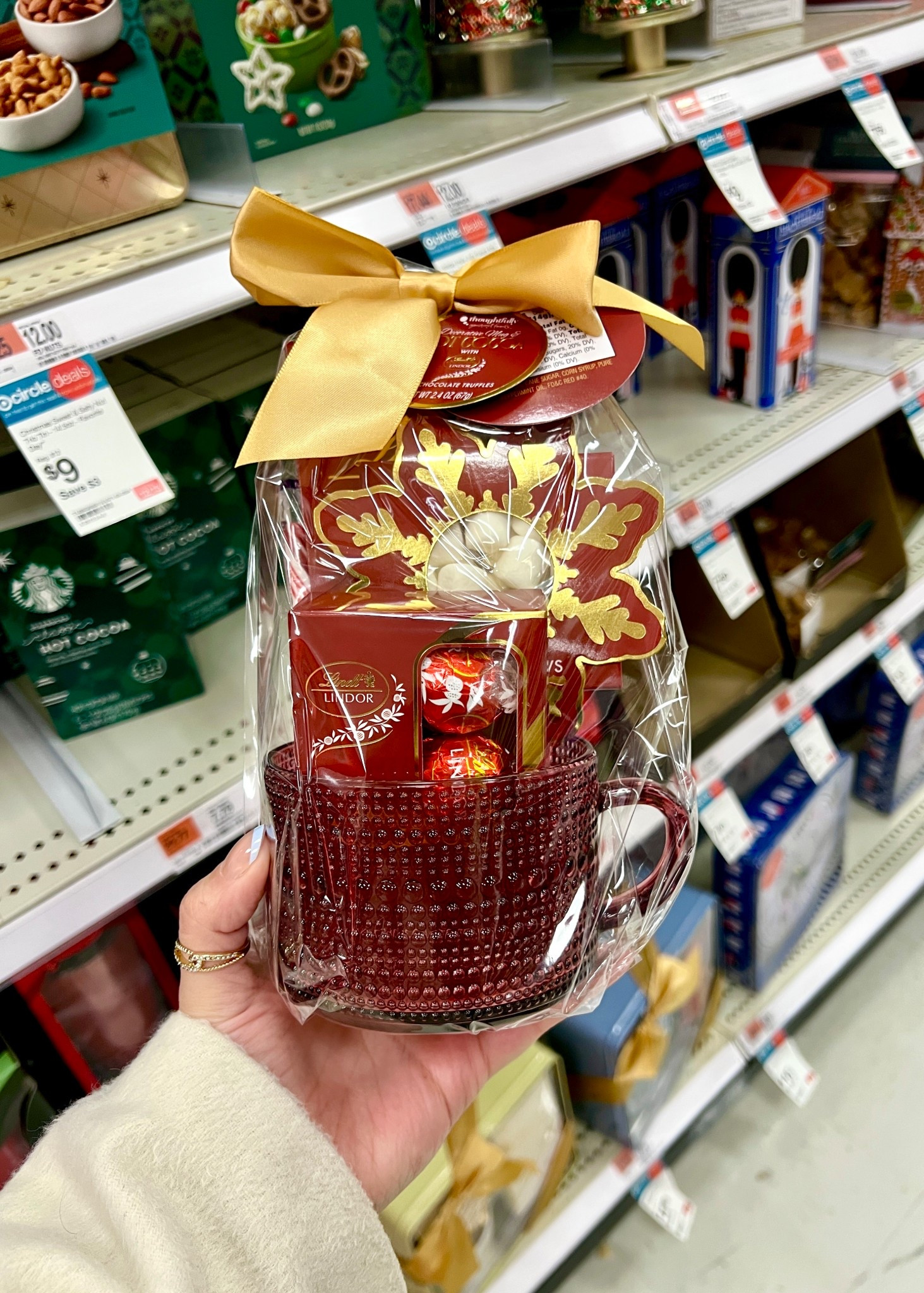 MODERN GOURMET FOODS Hot Christmas Cocoa Decorated Mug Set with Lindt - 2.4oz

#LTKFindsUnder50 #LTKHoliday #LTKGiftGuide