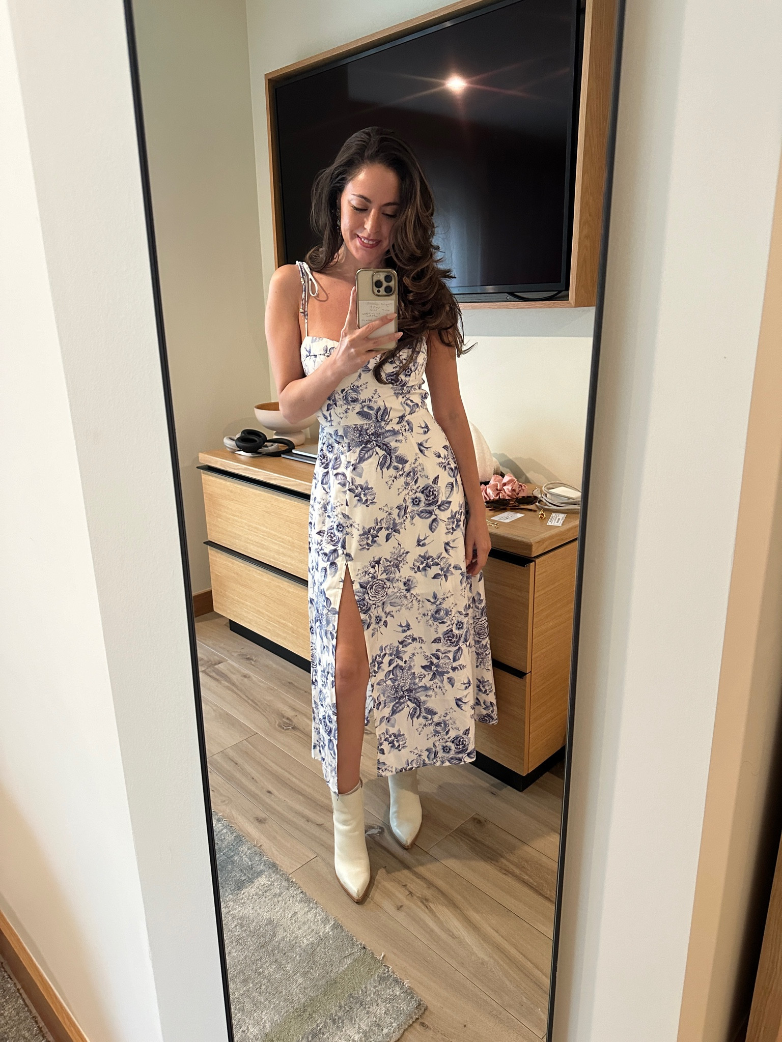 Napa dress | blue dress | blue and white | white dress | spring dress | summer dress | wedding guest dress | vacation dress 

#LTKSeasonal #LTKfindsunder100 #LTKparties