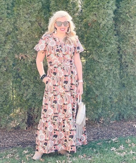 Long love the somerset…. Dress her up or down- wear her preggo or not! Y’all, this style dress (and skirt) are just so darn good! 

#LTKstyletip #LTKover40