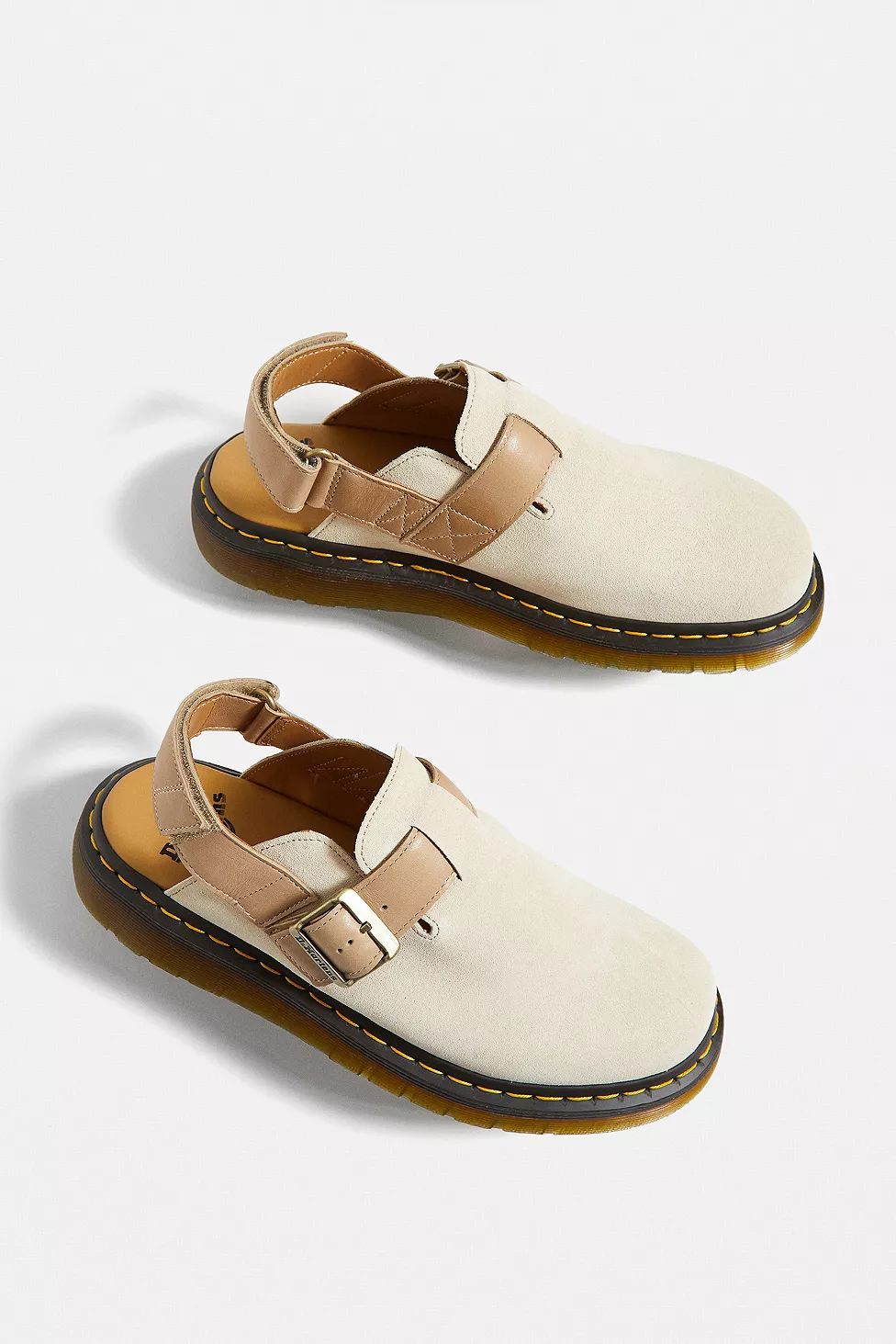 Dr. Martens Parchment Jorge II Suede Mules | Urban Outfitters (EU)