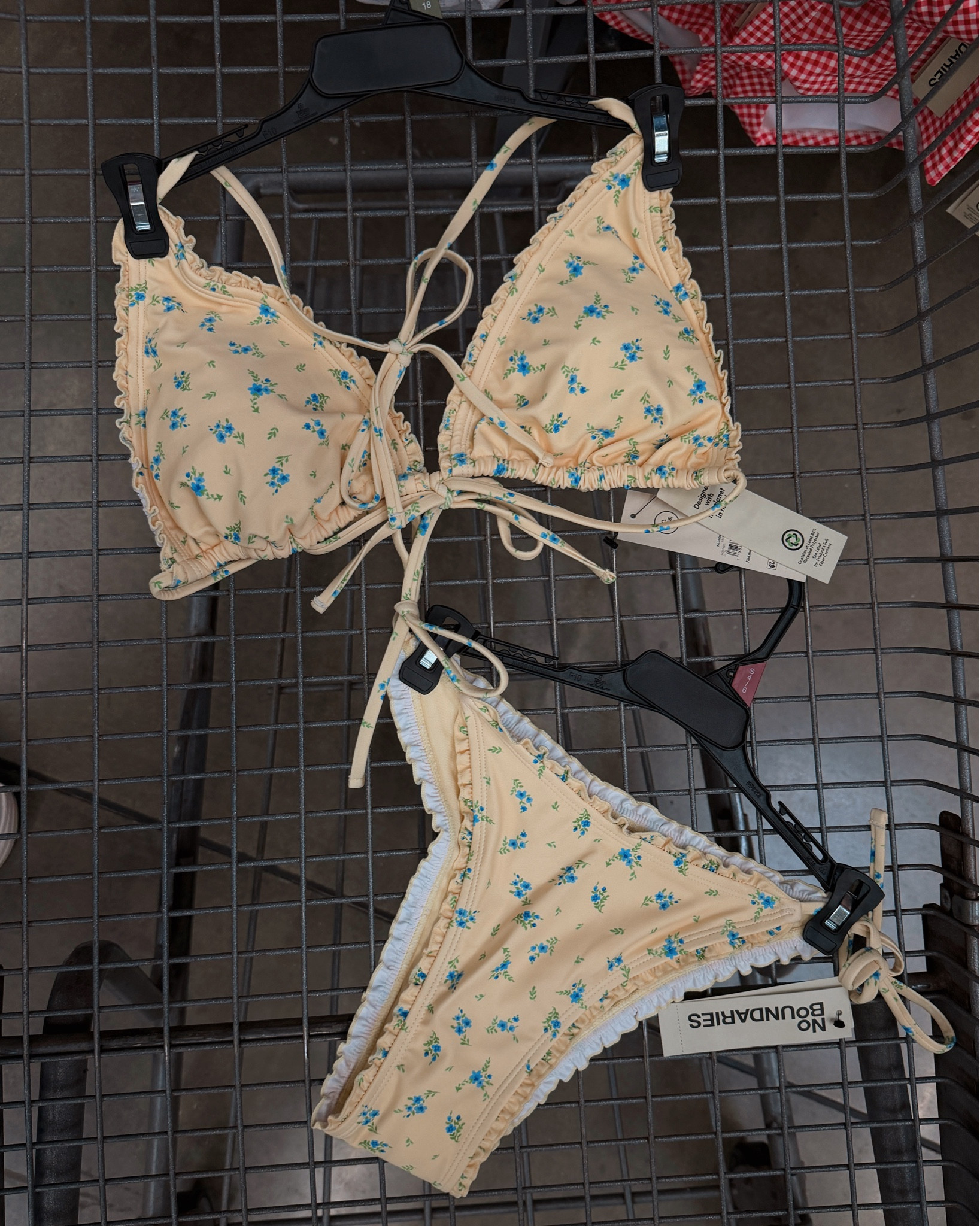 I’m predicting this spring’s color.. all things butter yellow 🫧💛 
