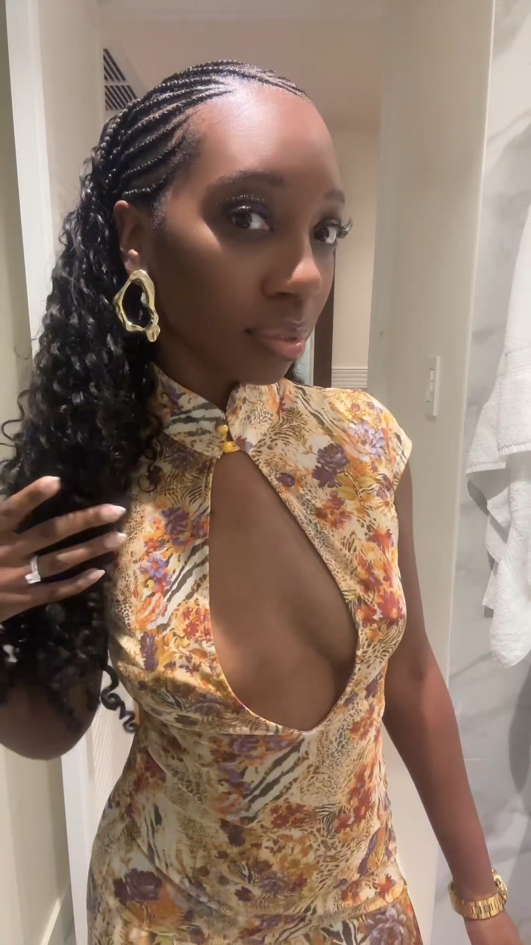 Definitely giving hot wife 🙊💍 

#LTKTravel #LTKFindsUnder50 #LTKSeasonal