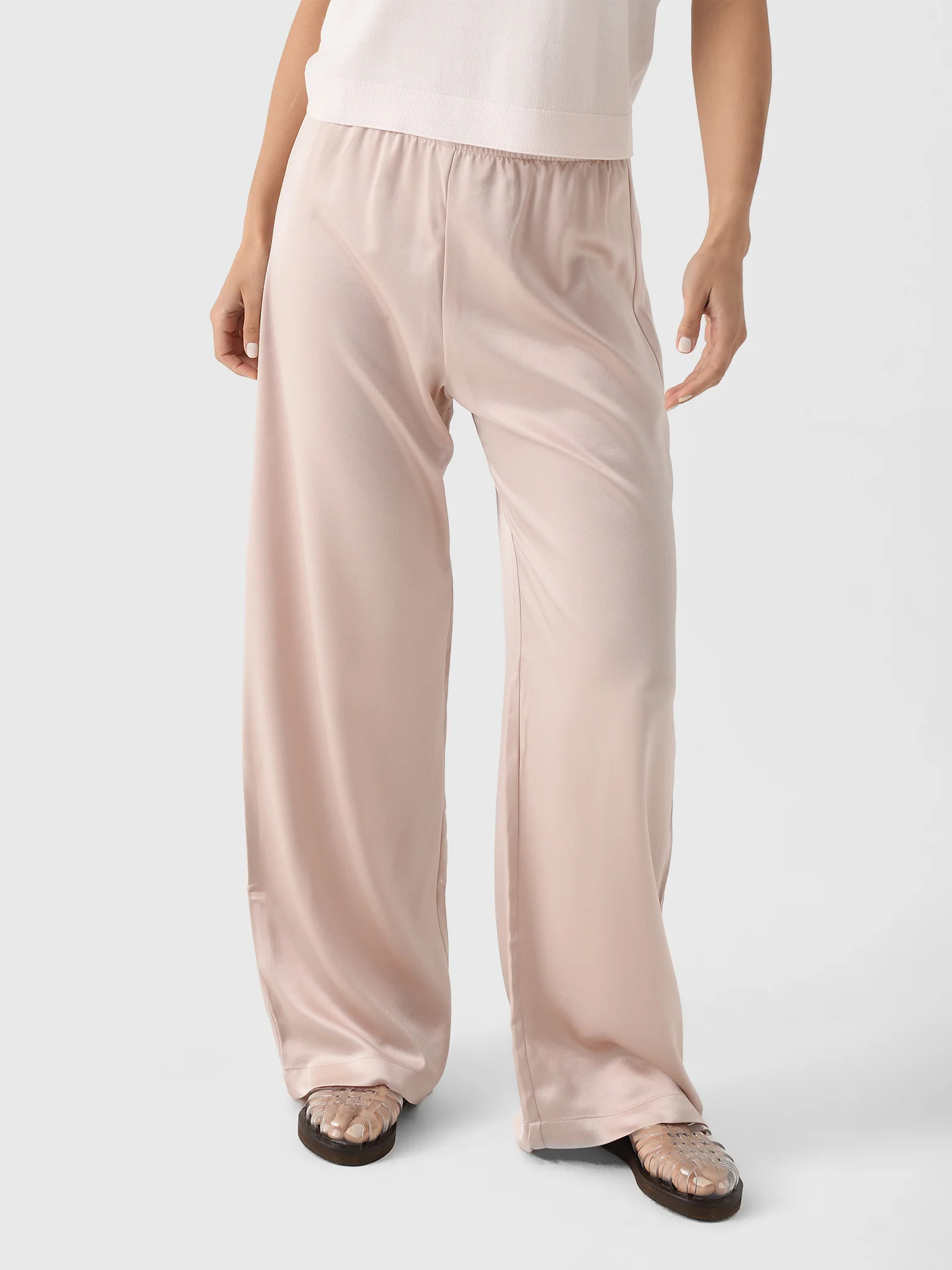 LESET
                      
                     Women's Barb Wide Leg Pant | Saint Bernard