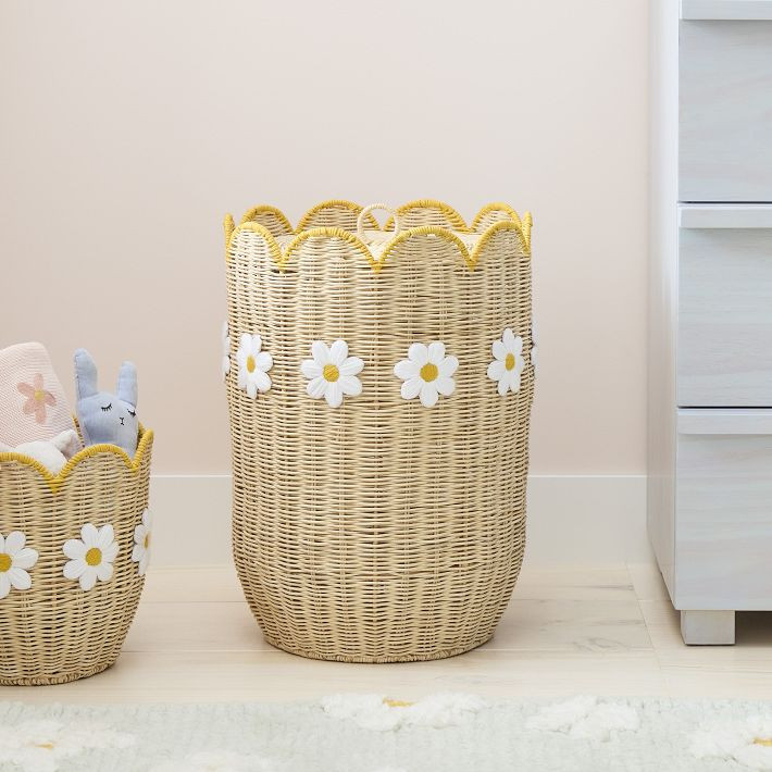 Daisy Rattan Lidded Hamper | West Elm (US)