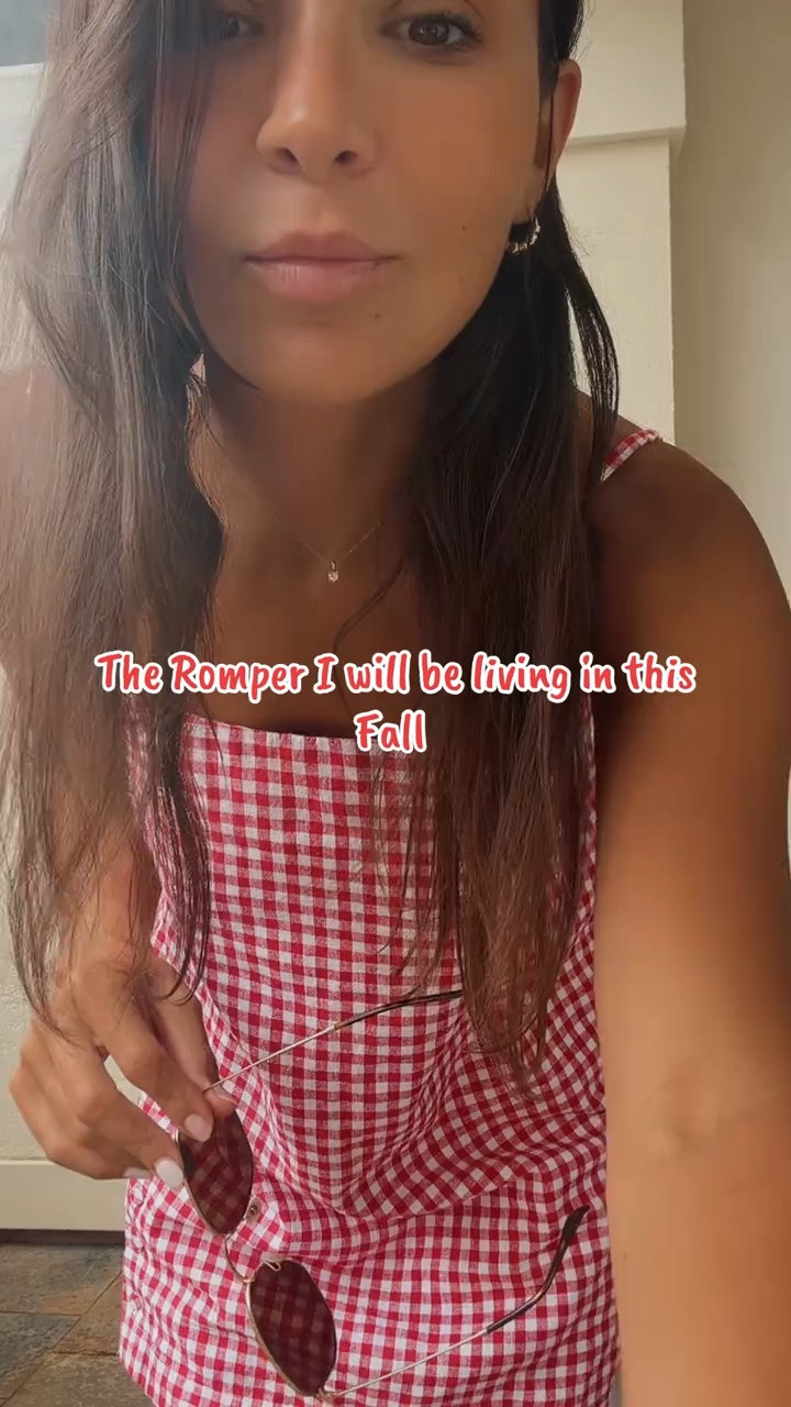 The cutest romper for this fall 

#outfits2026 #rompers #fallstyle #falloutfits

#LTKootd