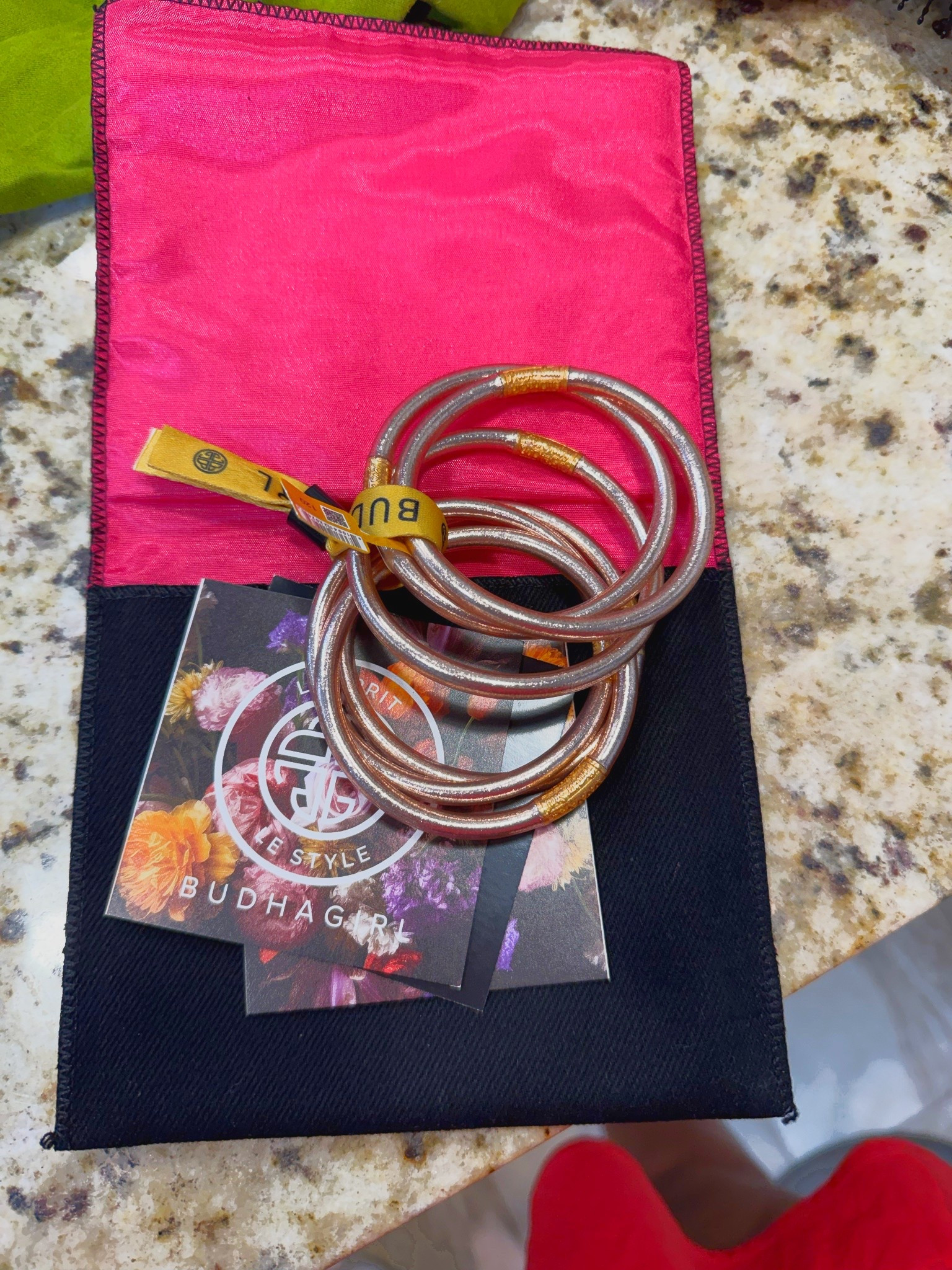 New pretties, I’m obsessed with this color✨🤩

#LTKootd #LTKselfcare #LTKmorningroutine