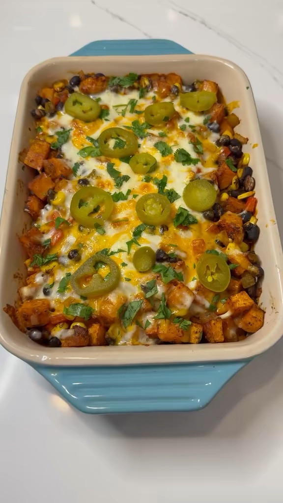 Let’s make a Southwest Butternut Squash Casserole!
Here’s the recipe ❤️
https://wolfcaster.kitchen/recipes/f/southwest-butternut-squash-casserole

#LTKdayinmylife #LTKfoodie #LTKHome