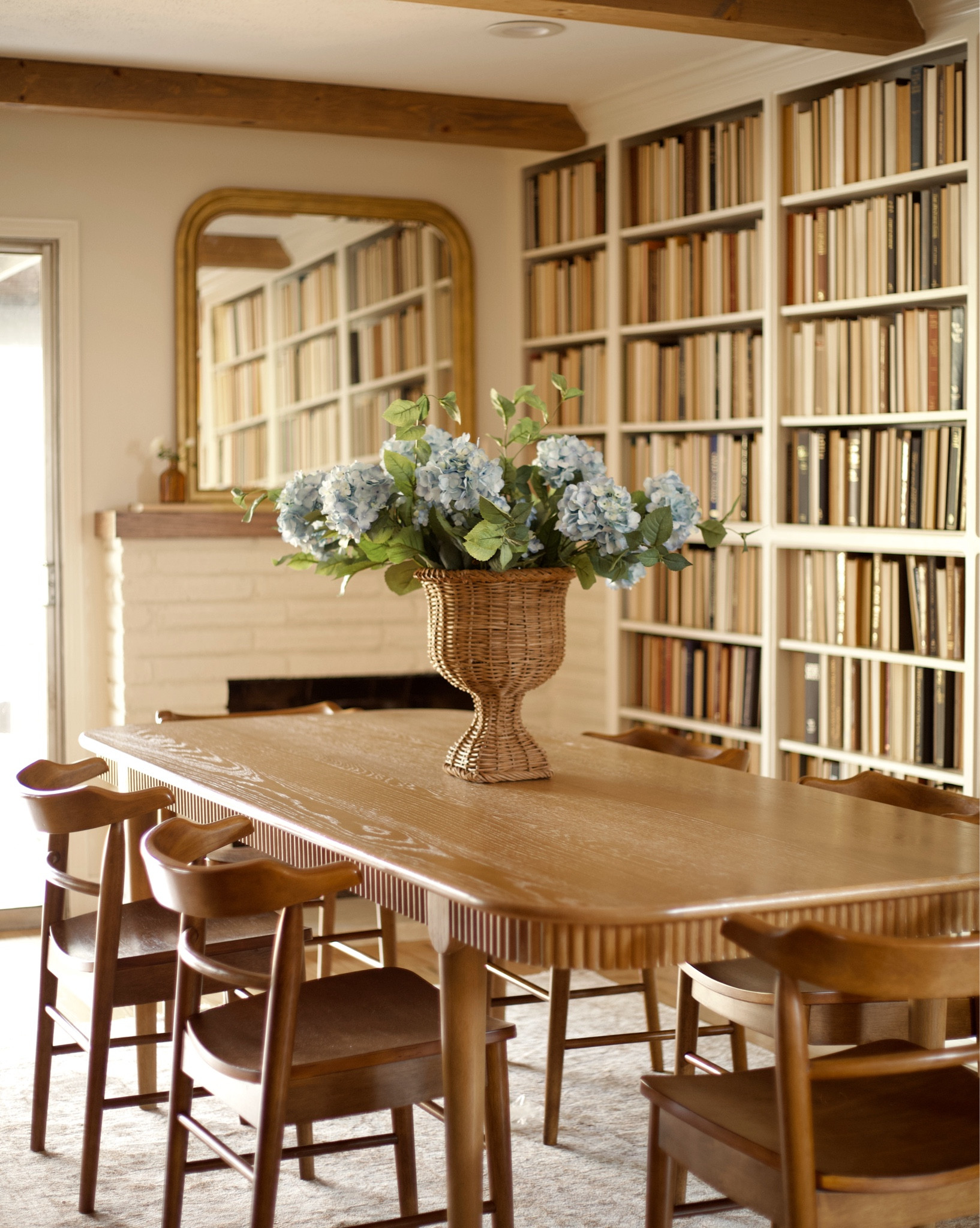 Who is ready for spring?! 🩵 These beautiful blue hydrangeas from Afloral are perfect for flower season 🌸

#LTKHome #LTKFindsUnder50 #LTKFindsUnder100