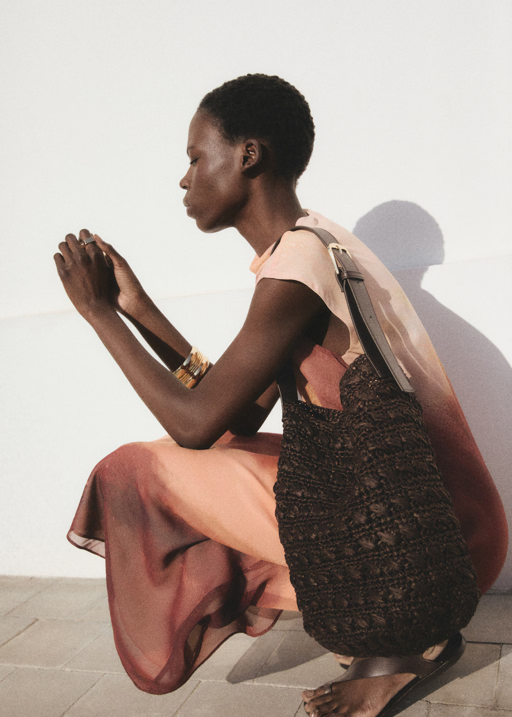 Natural fibre shoulder bag - Women | MANGO United Kingdom | MANGO (UK)