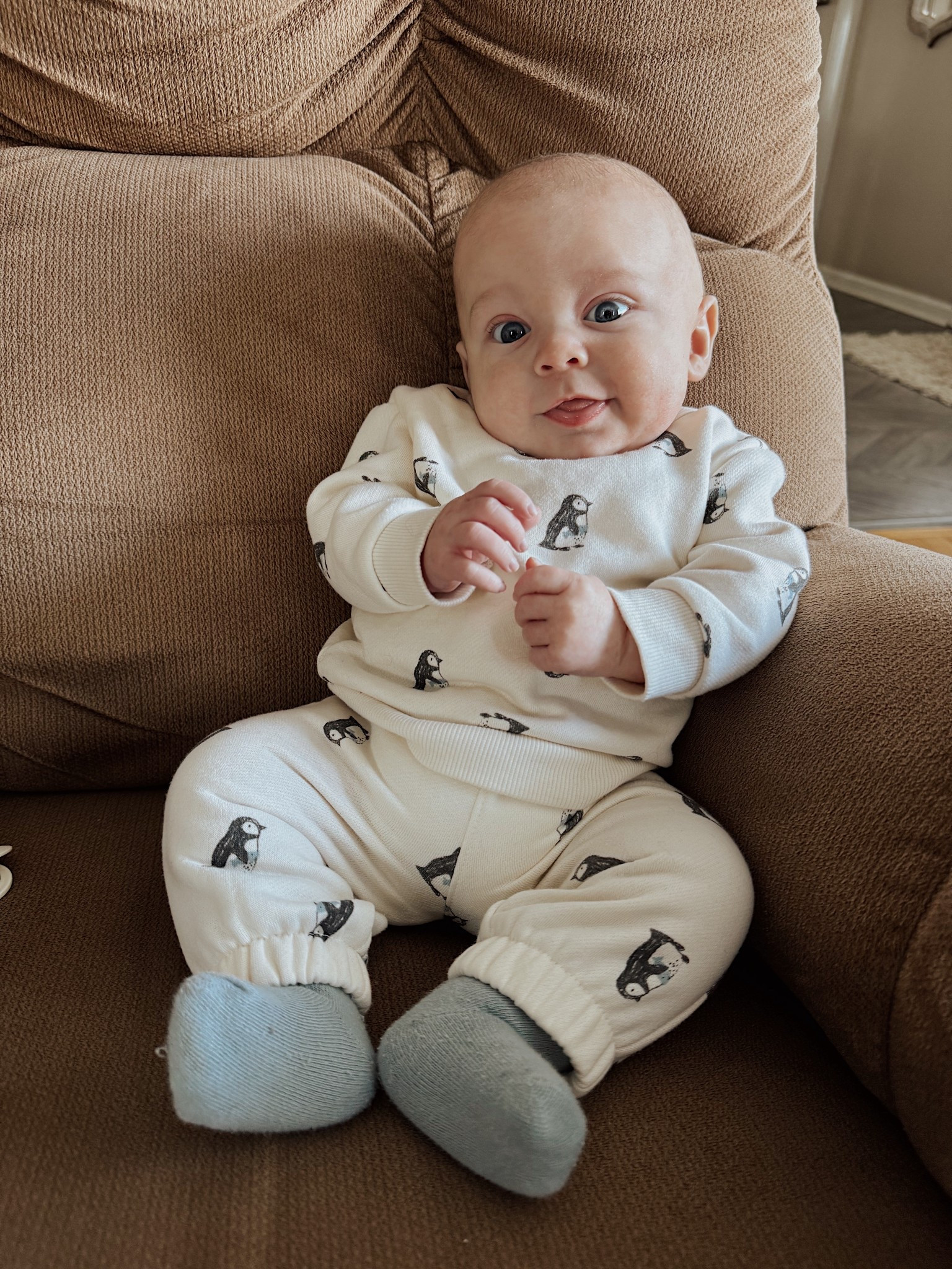 baby boy penguin print sweatshirt and sweatpants 🐧 


#LTKBaby #LTKootd #LTKKids