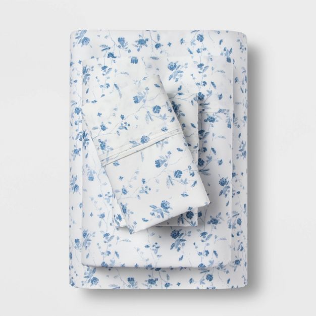 King 400 Thread Count Floral Print Cotton Performance Sheet Set White/Blue Floral - Threshold&#84... | Target