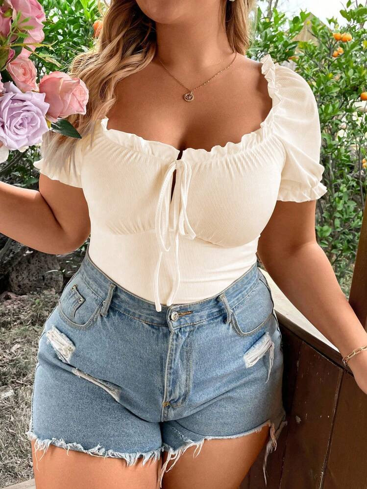 SHEIN SunnyBelle Plus Size Women Tie Neck Mushroom Hem Bubble Sleeve T-Shirt | SHEIN