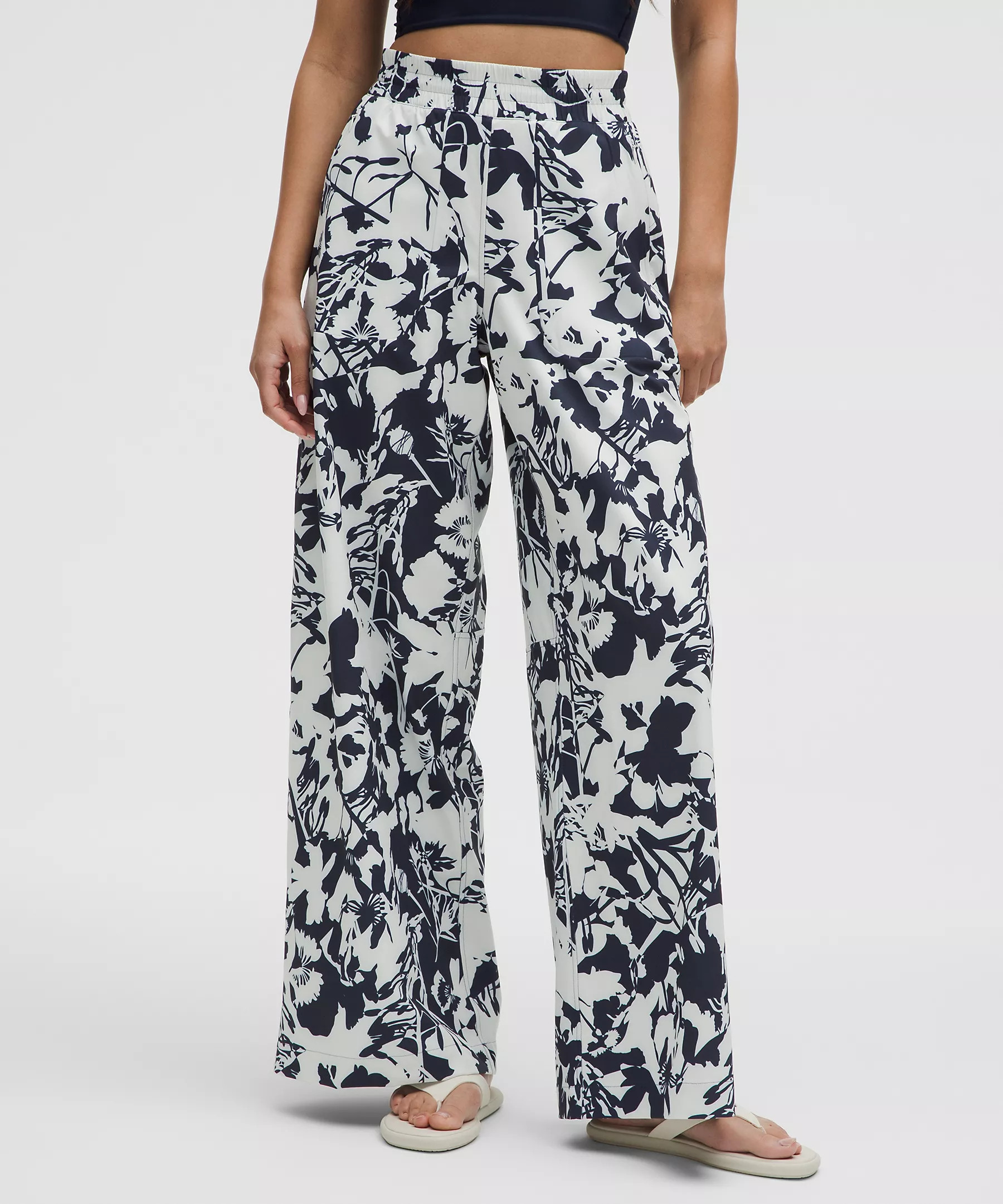 Swift Mid-Rise Wide-Leg Pant | Women's Pants | lululemon | Lululemon (US)