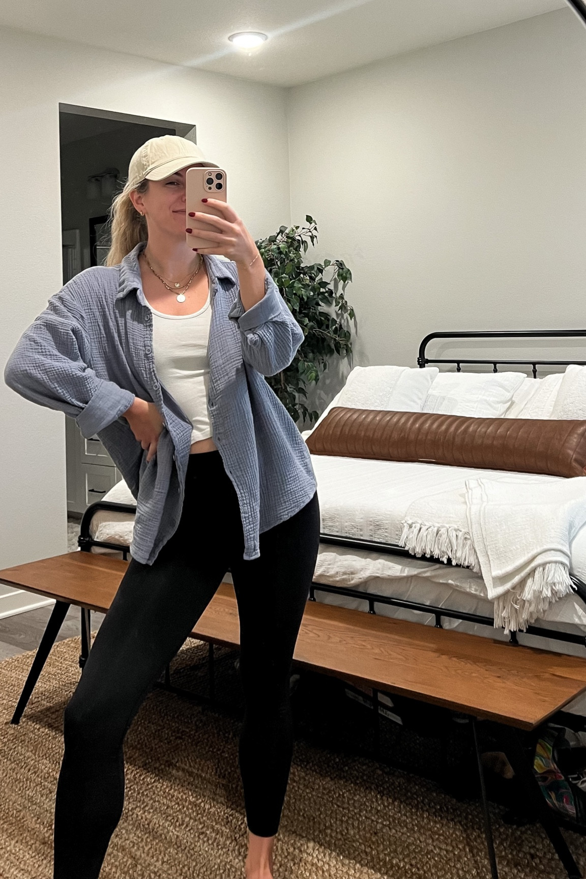 HGW OUTFIT • CASUAL WFH OUTFIT 

wearing
small in tank (tts)
med in button up (sized up for oversized)
small in leggings (tts)


black leggings, black joggers, vuori leggings, Amazon finds, amazon workout, fall outfit

#LTKSeasonal #LTKstyletip #LTKfitness