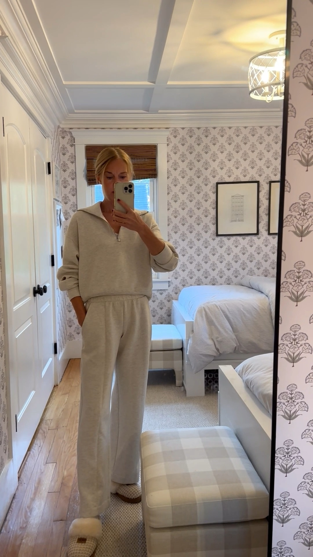 Comfiest sweatsuit I own. Love this matching set it’s so affordable but feels high quality and it’s currently on sale for 50% off! 

#LTKSaleAlert #LTKStyleTip #LTKActive