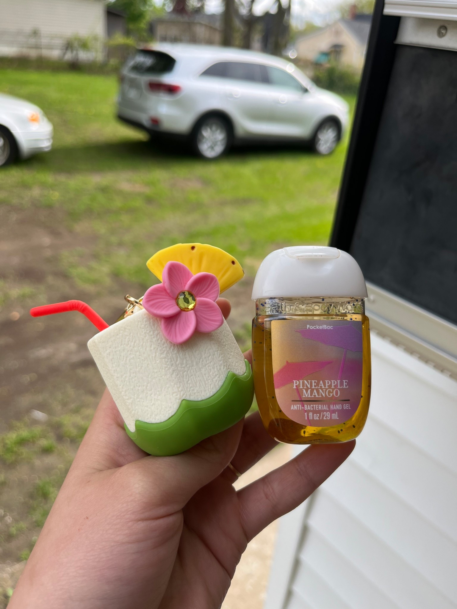 El mejor desinfectante de manos para el verano🍍🌺🌴🥥

#LTKTravel #LTKBeauty #LTKStyleTip