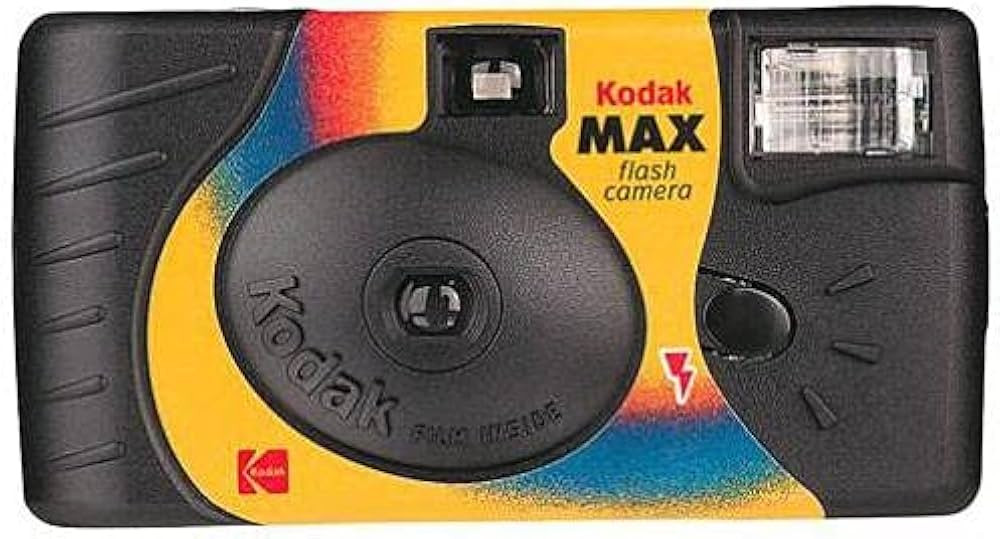 Kodak 35mm Single Use Camera w/ Flash (Packaging May Vary) | Amazon (US)