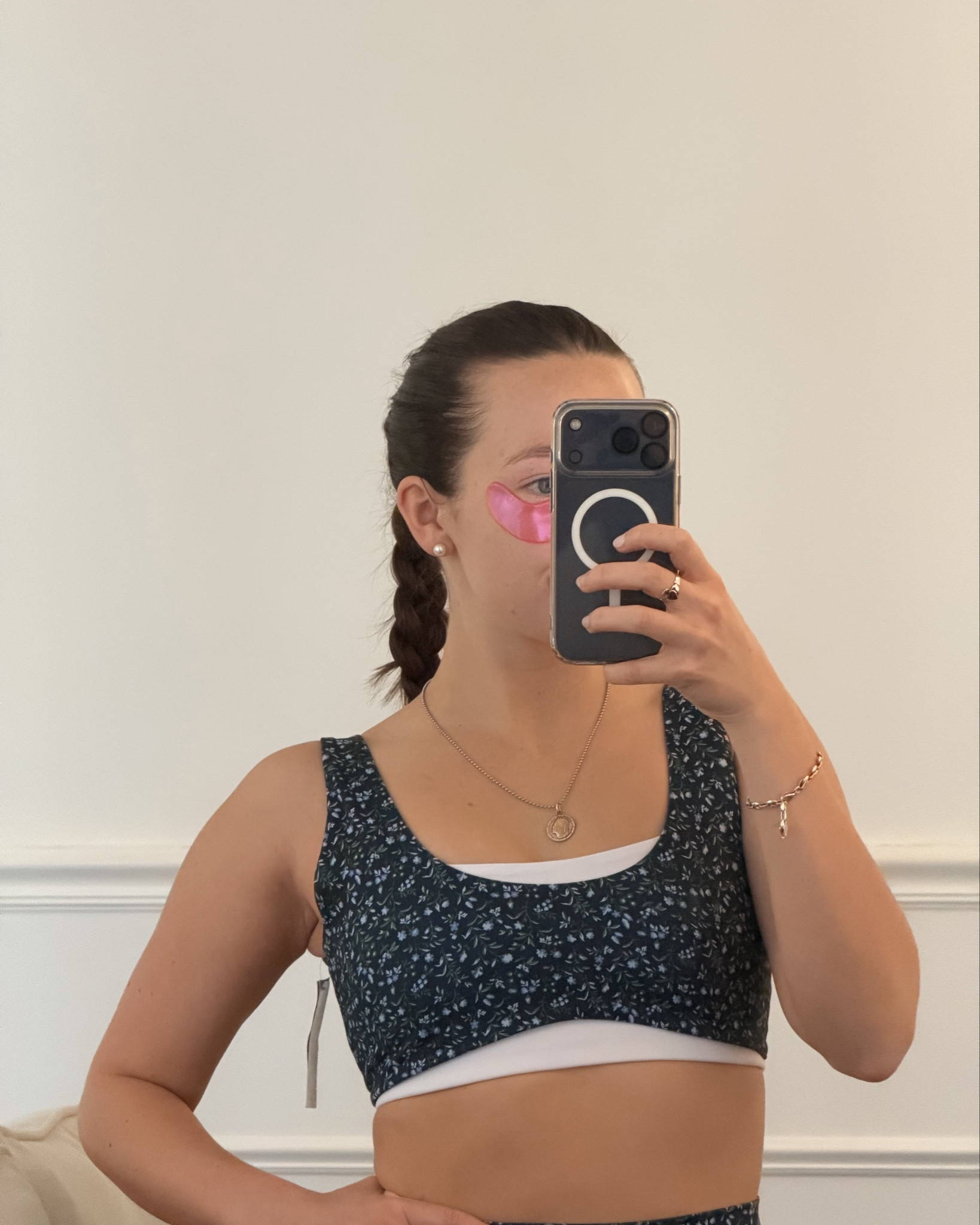 @abercrombie workout set too good to only wear to the gym… can this count as my workout?

check it out 🦋🫧

#workout #workoutset #abercrombie


#LTKfitnessgoals #LTKmorningroutine #LTKActive