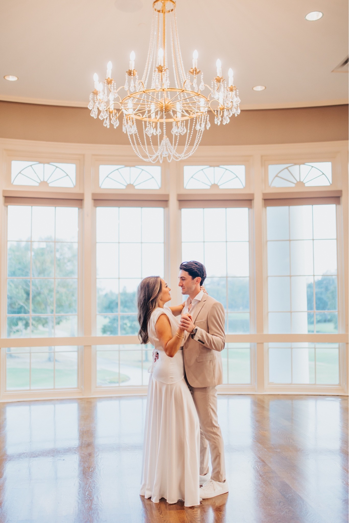 The perfect white dress 🤍

Wedding // engagement// rehearsal dinner // engaged // wedding photo outfit // white dress // white 

#liketkit #LTKwedding #LTKHoliday #LTKSeasonal
@shop.ltk
https://liketk.it/3SkQA

#LTKwedding #LTKsalealert #LTKSeasonal