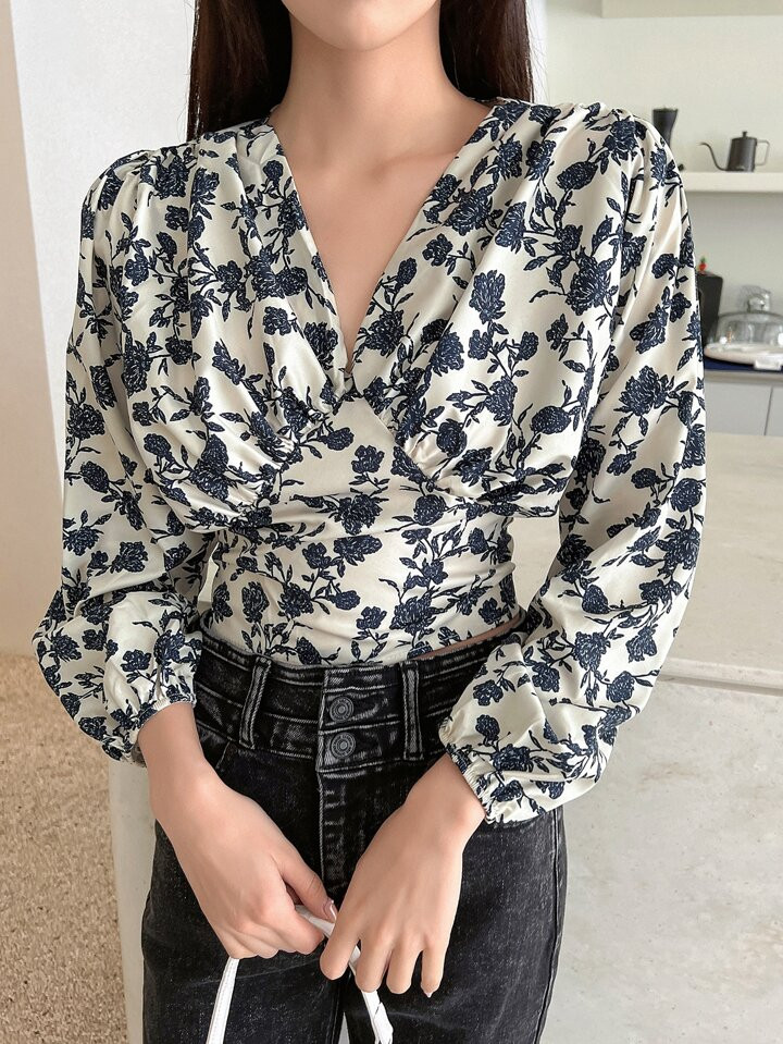 DAZY Floral Print Lantern Sleeve Blouse | SHEIN
