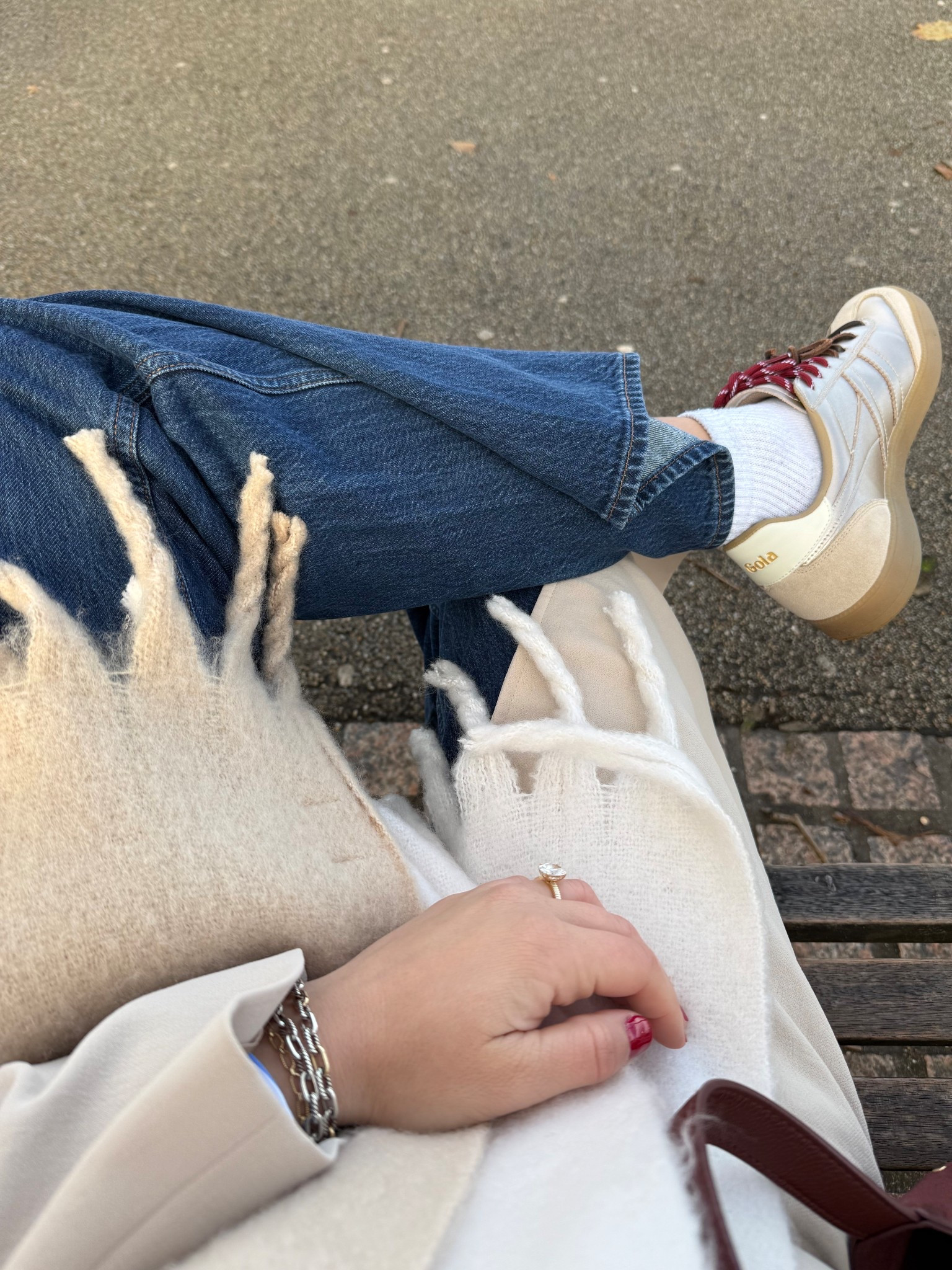 casual shoe, sneaker, best walking shoe

#LTKdayinmylife #LTKHoliday #LTKGiftGuide