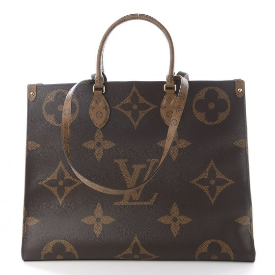 LOUIS VUITTON

Reverse Monogram Giant Onthego GM


89 | Fashionphile