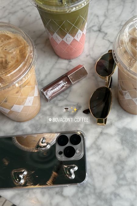 Essentials: coffee, lipgloss, sunnies, phone

#kathleenpost #amazon

#LTKFindsUnder50 #LTKStyleTip #LTKSeasonal