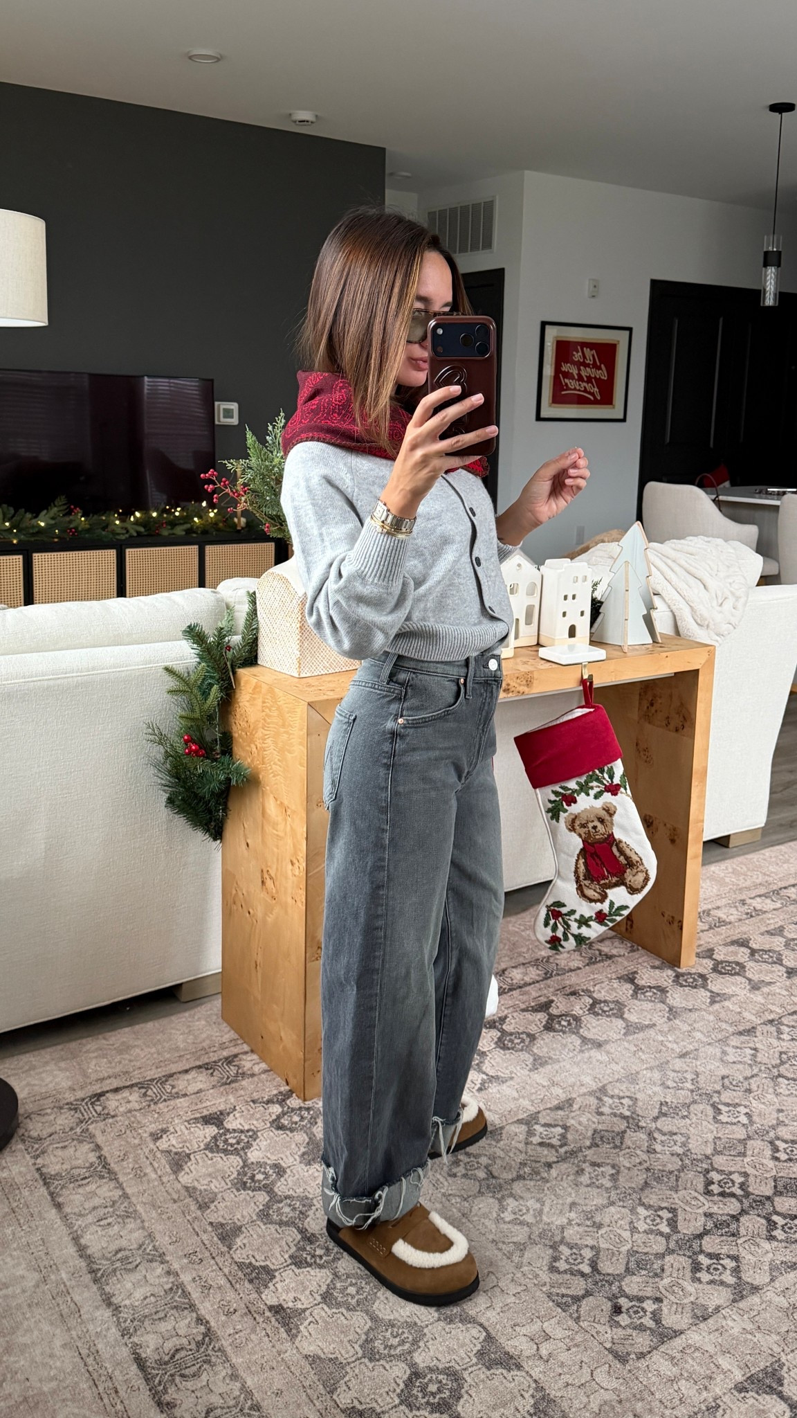 XS sweater and 24 jeans! I cut them obvi lol